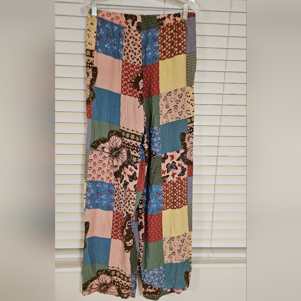 HOT TOPIC Baggy Patch Work Spring  Leggings Size L